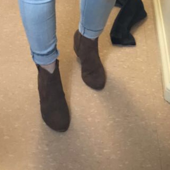 Joe Fresh Ankle Booties - Picture 13 of 16